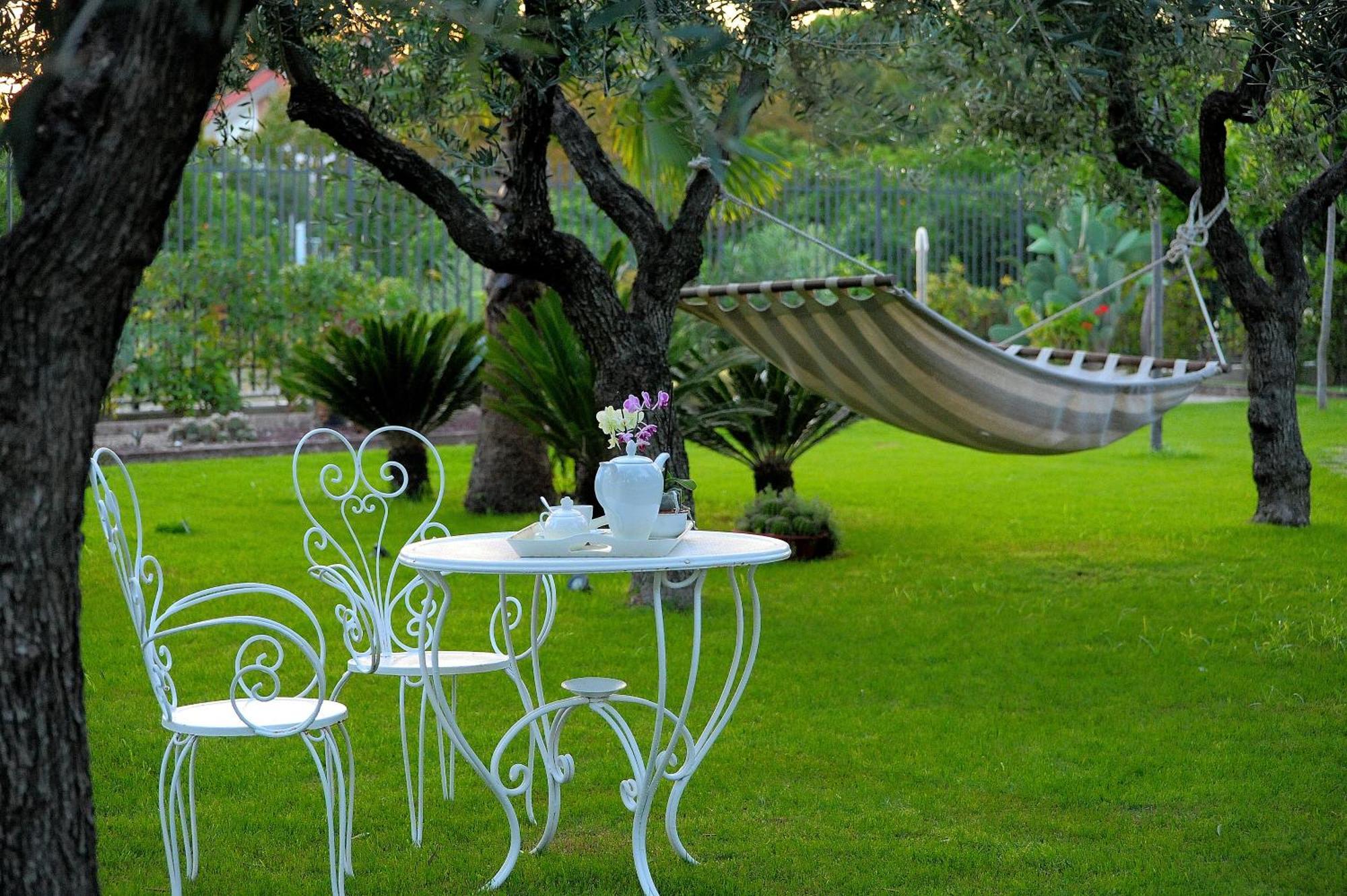 Il Giardino Del Te Barletta Exterior foto